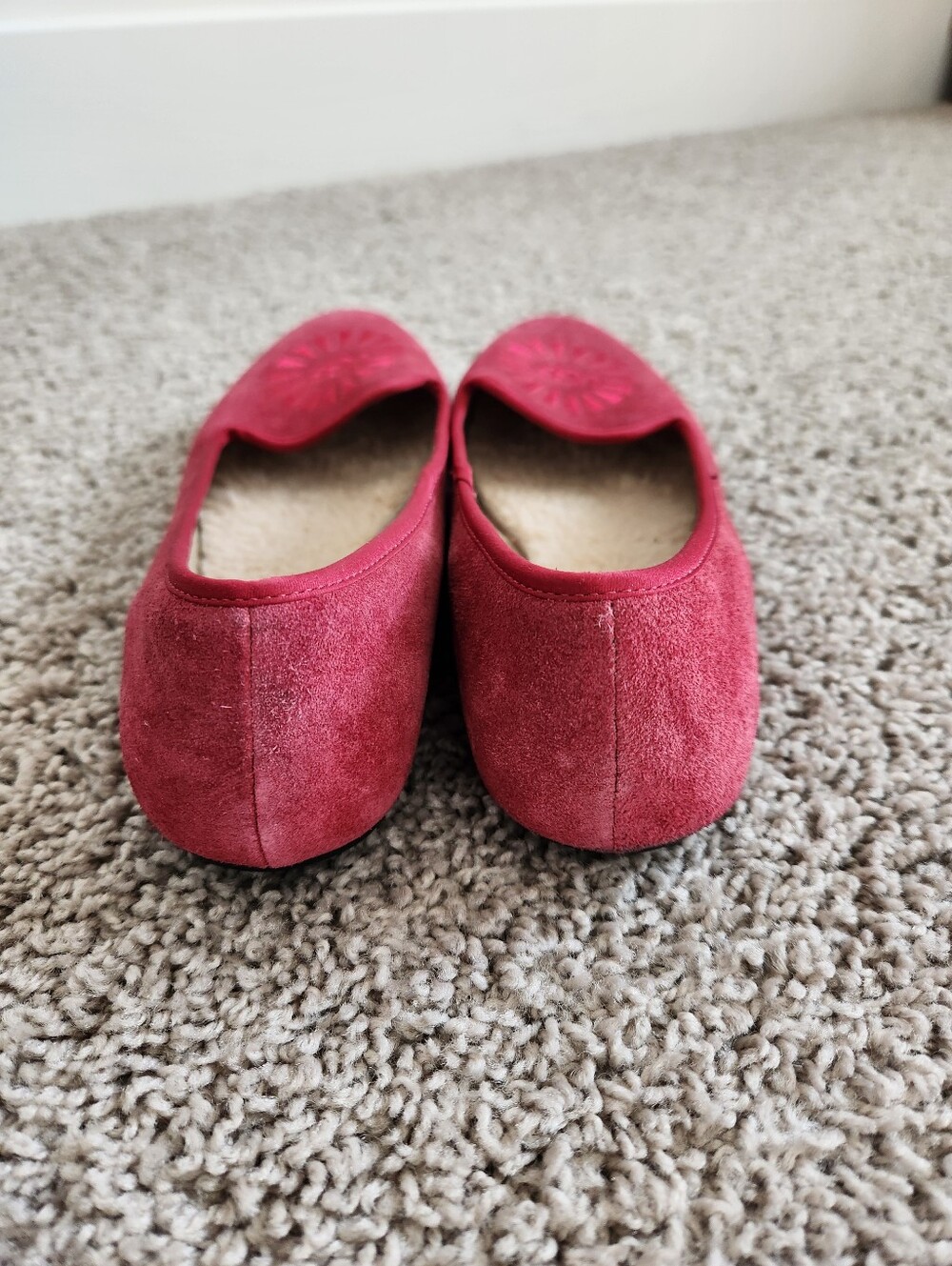UGG Alloway Suede Flats Size 7 - Picture 4 of 10